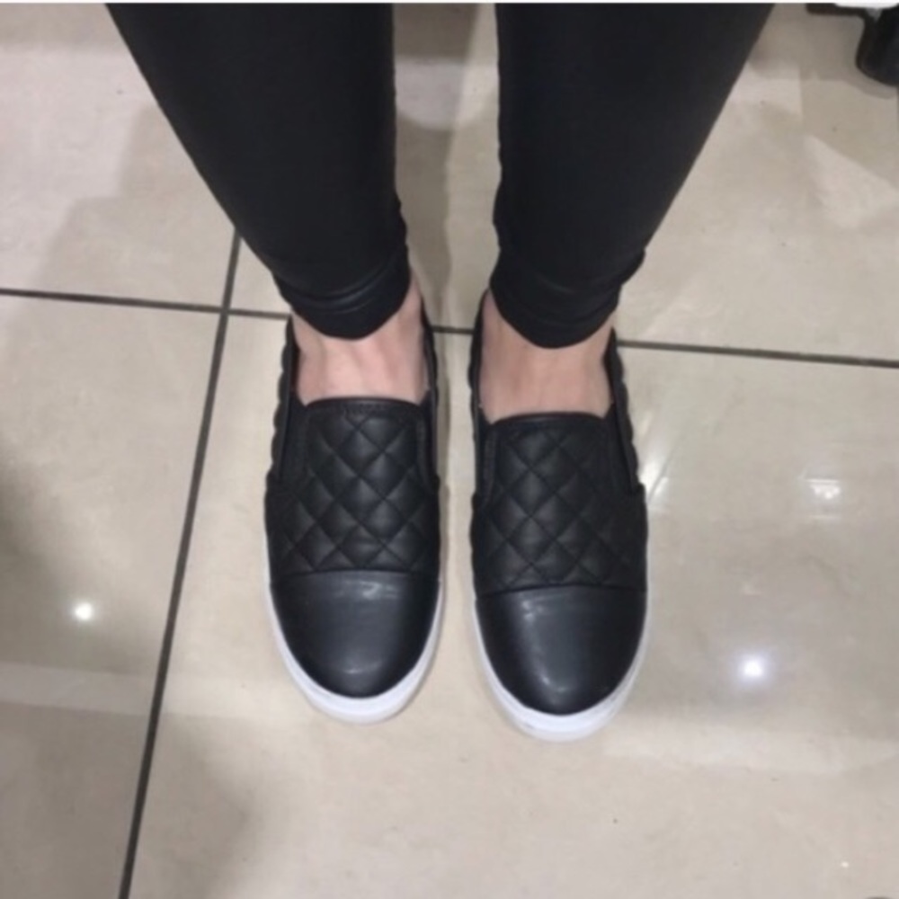 Steve Madden Zaander